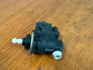 bontott SUZUKI SX4 Fényszórómagasság Állító Motor (Pozíciófüggetlen)