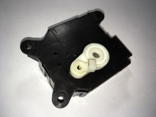 bontott SUZUKI SX4 Fűtés Állító Motor