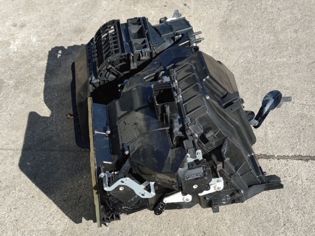 bontott SUZUKI SX4 Fűtés Box