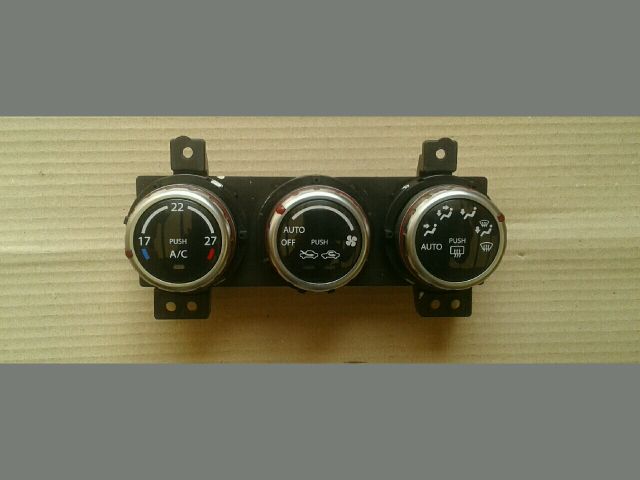 bontott SUZUKI SX4 Fűtéskapcsoló (digit klímás)