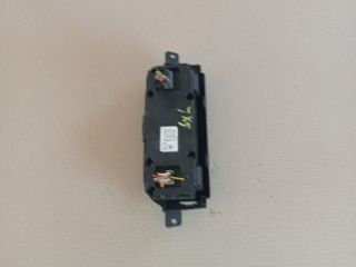 bontott SUZUKI SX4 Fűtéskapcsoló (digit klímás)