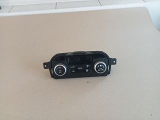 bontott SUZUKI SX4 Fűtéskapcsoló (digit klímás)