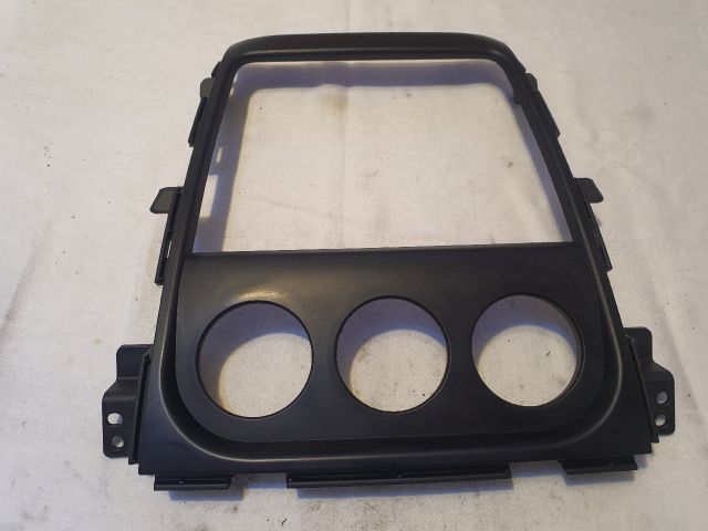 bontott SUZUKI SX4 Fűtéskapcsoló Keret