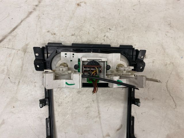 bontott SUZUKI SX4 Fűtéskapcsoló (manuális klímás)