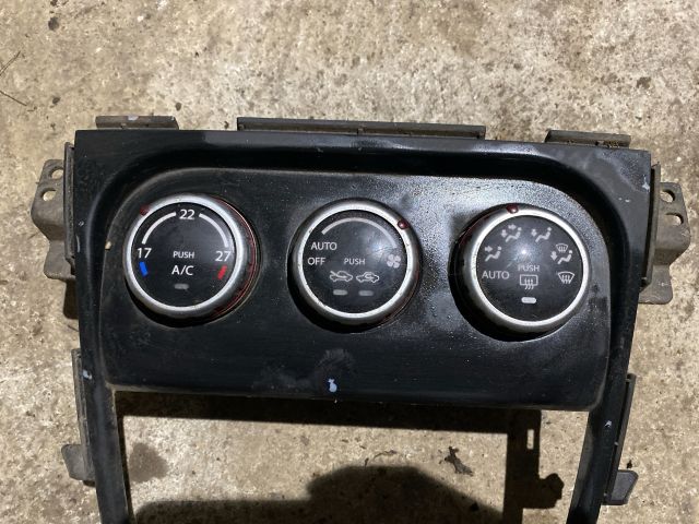 bontott SUZUKI SX4 Fűtéskapcsoló (manuális klímás)