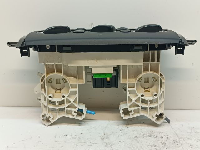 bontott SUZUKI SX4 Fűtéskapcsoló (manuális klímás)