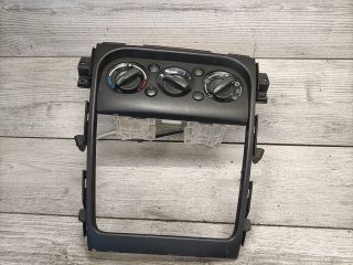 bontott SUZUKI SX4 Fűtéskapcsoló (manuális klímás)