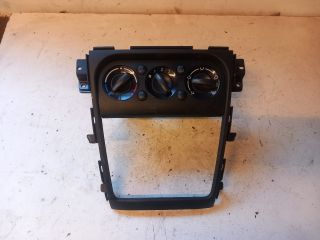 bontott SUZUKI SX4 Fűtéskapcsoló (manuális klímás)