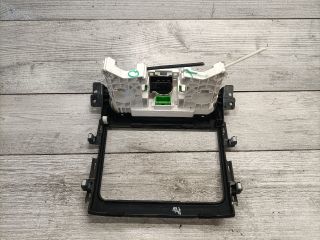 bontott SUZUKI SX4 Fűtéskapcsoló (manuális klímás)