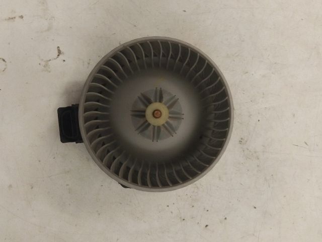 bontott SUZUKI SX4 Fűtőmotor (Klímás)