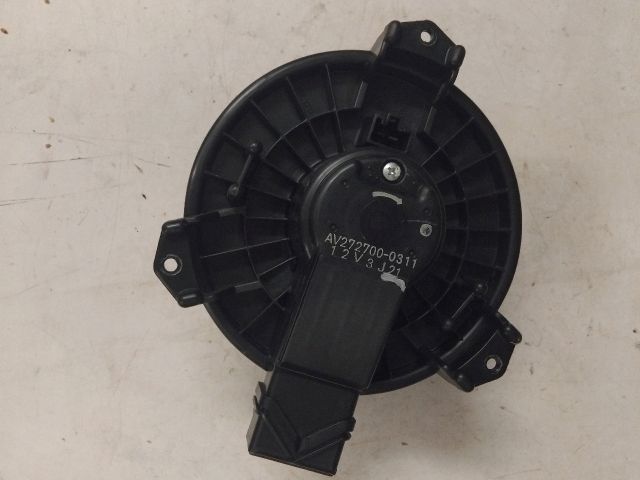 bontott SUZUKI SX4 Fűtőmotor (Klímás)