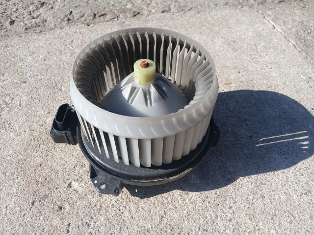 bontott SUZUKI SX4 Fűtőmotor (Klímás)