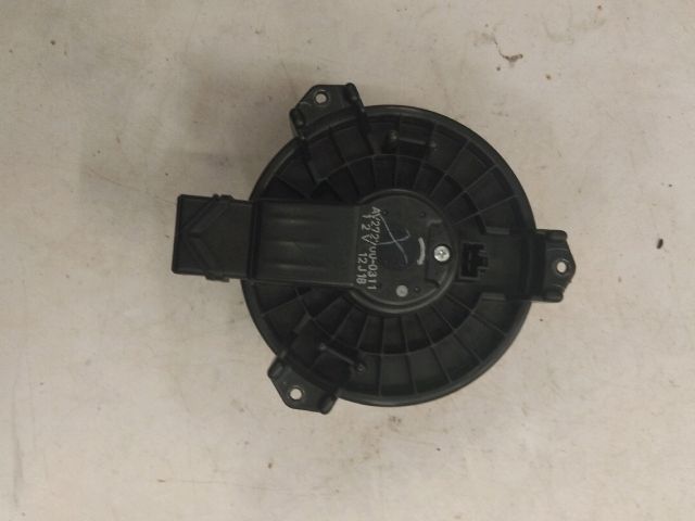 bontott SUZUKI SX4 Fűtőmotor (Nem klímás)