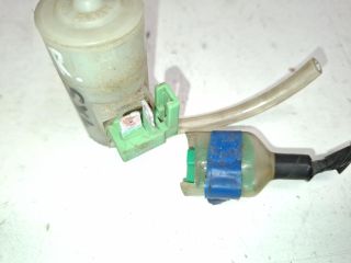 bontott SUZUKI SX4 Hátsó Ablakmosó Szivattyú