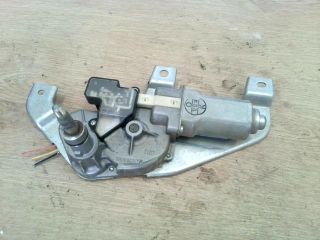 bontott SUZUKI SX4 Hátsó Ablaktörlő Motor