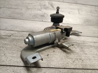 bontott SUZUKI SX4 Hátsó Ablaktörlő Motor