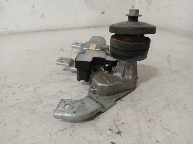 bontott SUZUKI SX4 Hátsó Ablaktörlő Motor