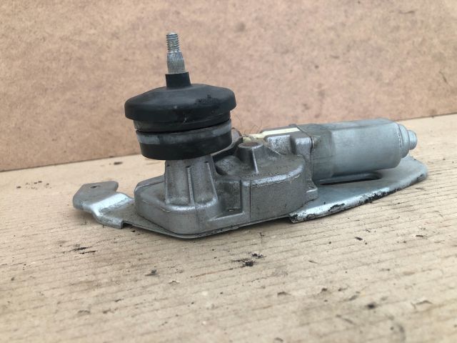 bontott SUZUKI SX4 Hátsó Ablaktörlő Motor