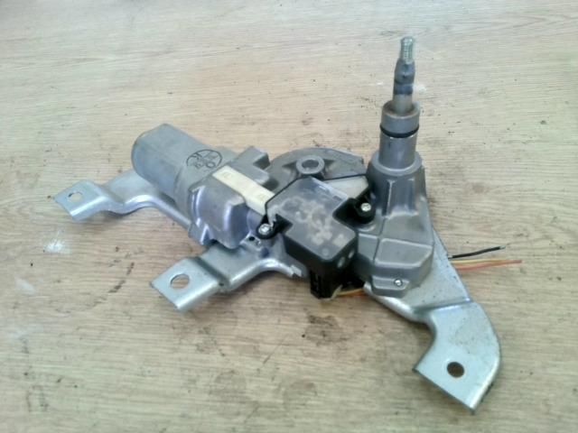 bontott SUZUKI SX4 Hátsó Ablaktörlő Motor
