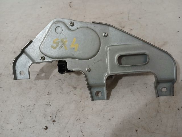 bontott SUZUKI SX4 Hátsó Ablaktörlő Motor