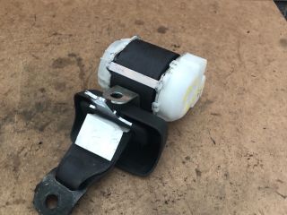 bontott SUZUKI SX4 Hátsó középső Biztonsági Öv