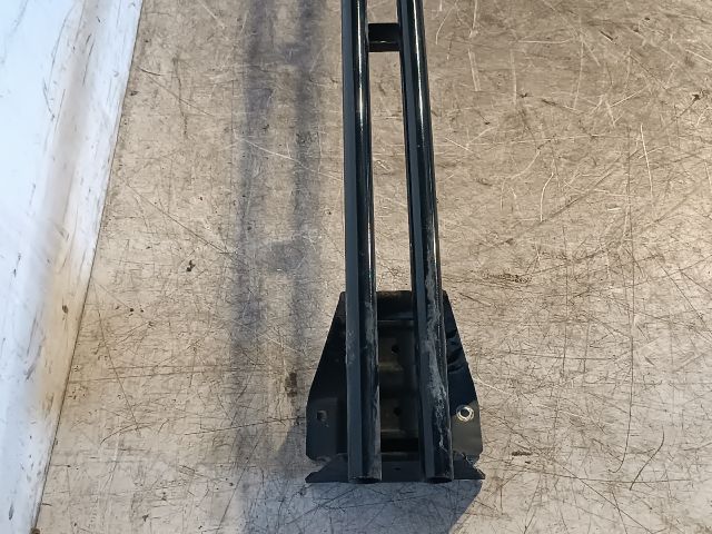 bontott SUZUKI SX4 Hátsó Lökhárító Merevítő (Fém)