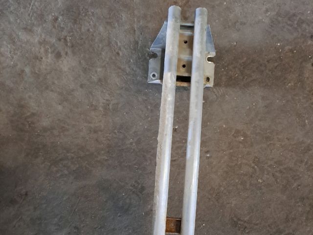 bontott SUZUKI SX4 Hátsó Lökhárító Merevítő (Fém)