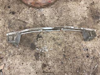 bontott SUZUKI SX4 Hátsó Lökhárító Merevítő (Fém)