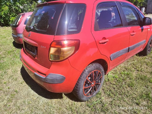 bontott SUZUKI SX4 Hátsó Lökhárító Merevítő (Fém)