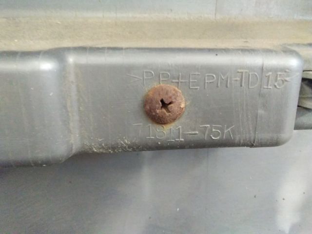 bontott SUZUKI SX4 Hátsó Lökhárító (Részeivel)