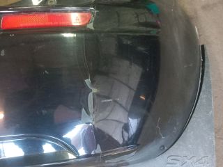 bontott SUZUKI SX4 Hátsó Lökhárító (Részeivel)