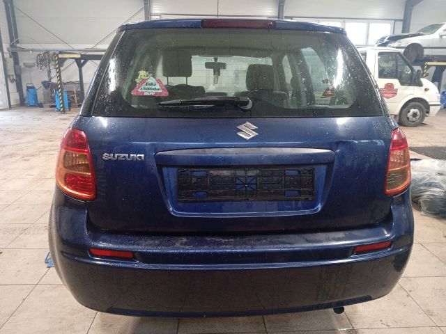 bontott SUZUKI SX4 Hátsó Rendszámtábla Világítás