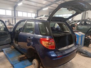 bontott SUZUKI SX4 Hátsó Rendszámtábla Világítás