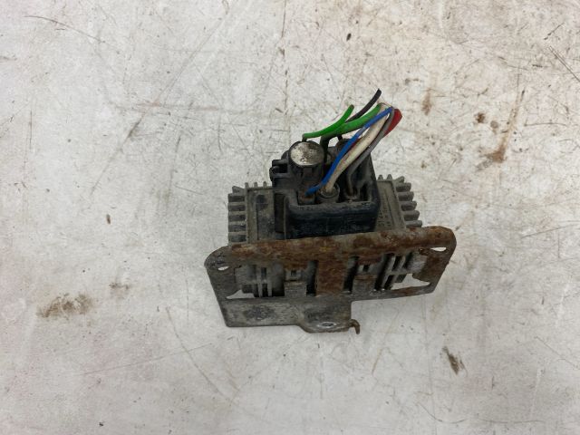 bontott SUZUKI SX4 Izzító Relé