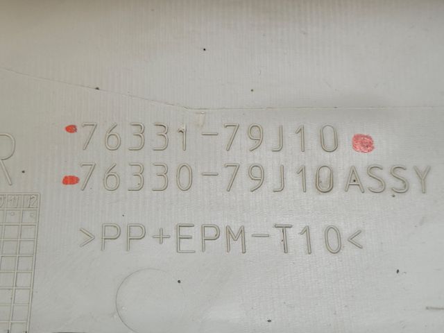 bontott SUZUKI SX4 Jobb A Oszlop Burkolat