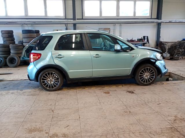 bontott SUZUKI SX4 Jobb B Oszlop Burkolat