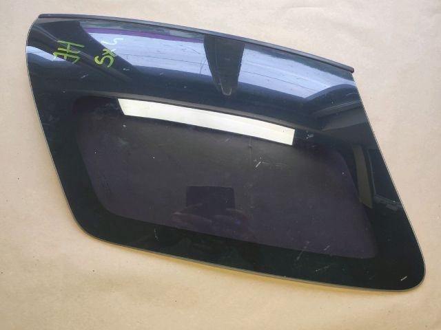 bontott SUZUKI SX4 Jobb C Oszlop Oldalablak Üveg