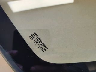 bontott SUZUKI SX4 Jobb C Oszlop Oldalablak Üveg