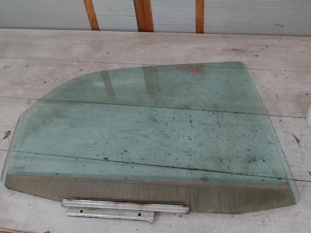 bontott SUZUKI SX4 Jobb első Ablak