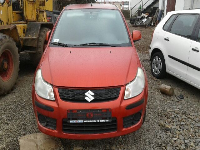 bontott SUZUKI SX4 Jobb első Ablak