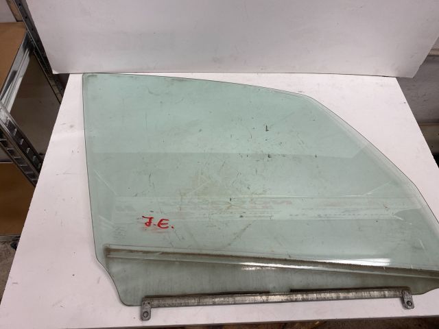 bontott SUZUKI SX4 Jobb első Ablak