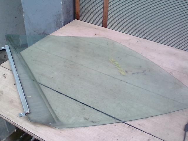 bontott SUZUKI SX4 Jobb első Ablak