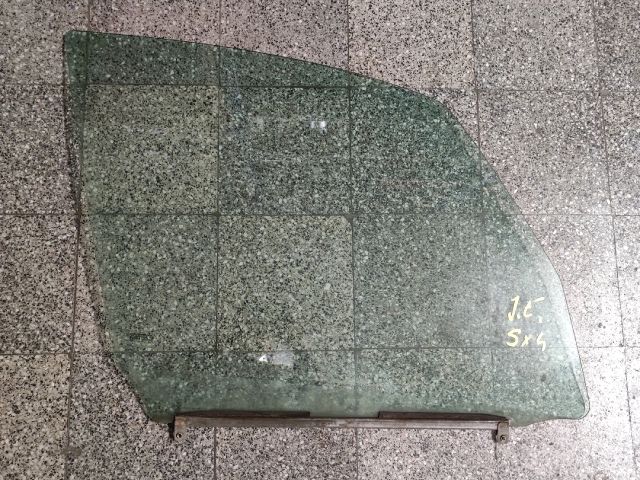 bontott SUZUKI SX4 Jobb első Ablak