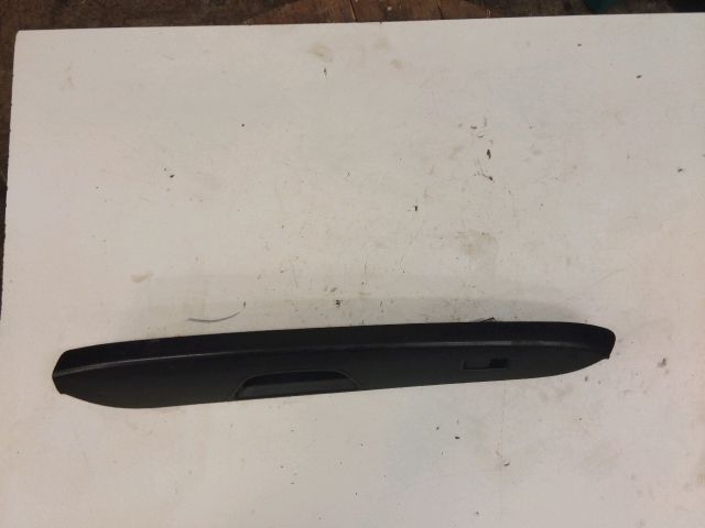 bontott SUZUKI SX4 Jobb első Ablakemelő Kapcsoló