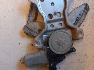 bontott SUZUKI SX4 Jobb első Ablakemelő Motor