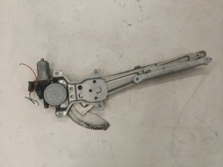 bontott SUZUKI SX4 Jobb első Ablakemelő Motor