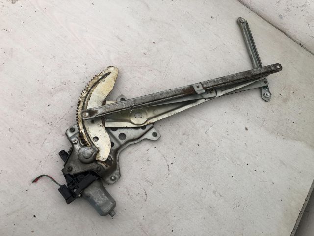 bontott SUZUKI SX4 Jobb első Ablakemelő Szerkezet (Elektromos)