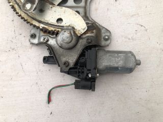 bontott SUZUKI SX4 Jobb első Ablakemelő Szerkezet (Elektromos)