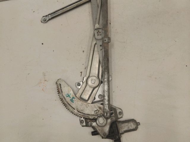 bontott SUZUKI SX4 Jobb első Ablakemelő Szerkezet (Elektromos)