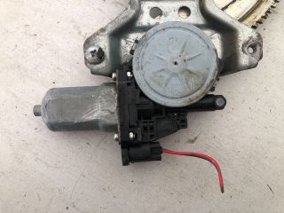 bontott SUZUKI SX4 Jobb első Ablakemelő Szerkezet (Elektromos)